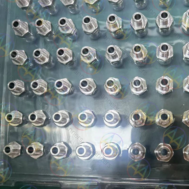 Críochnaíodh Páirteanna Cruach Dhosmálta Lámh robot 500Pcs Chustaiméara na hO...